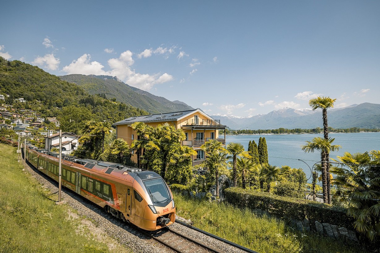 Die 5 schönsten Panoramazüge der Schweiz & Tipps | MANU